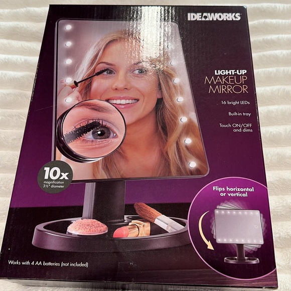 Idea Works Light-Up Makeup Mirror. 16 Bright LEDs, Built-in Tray, Touch on/off. - Picture 3 of 4